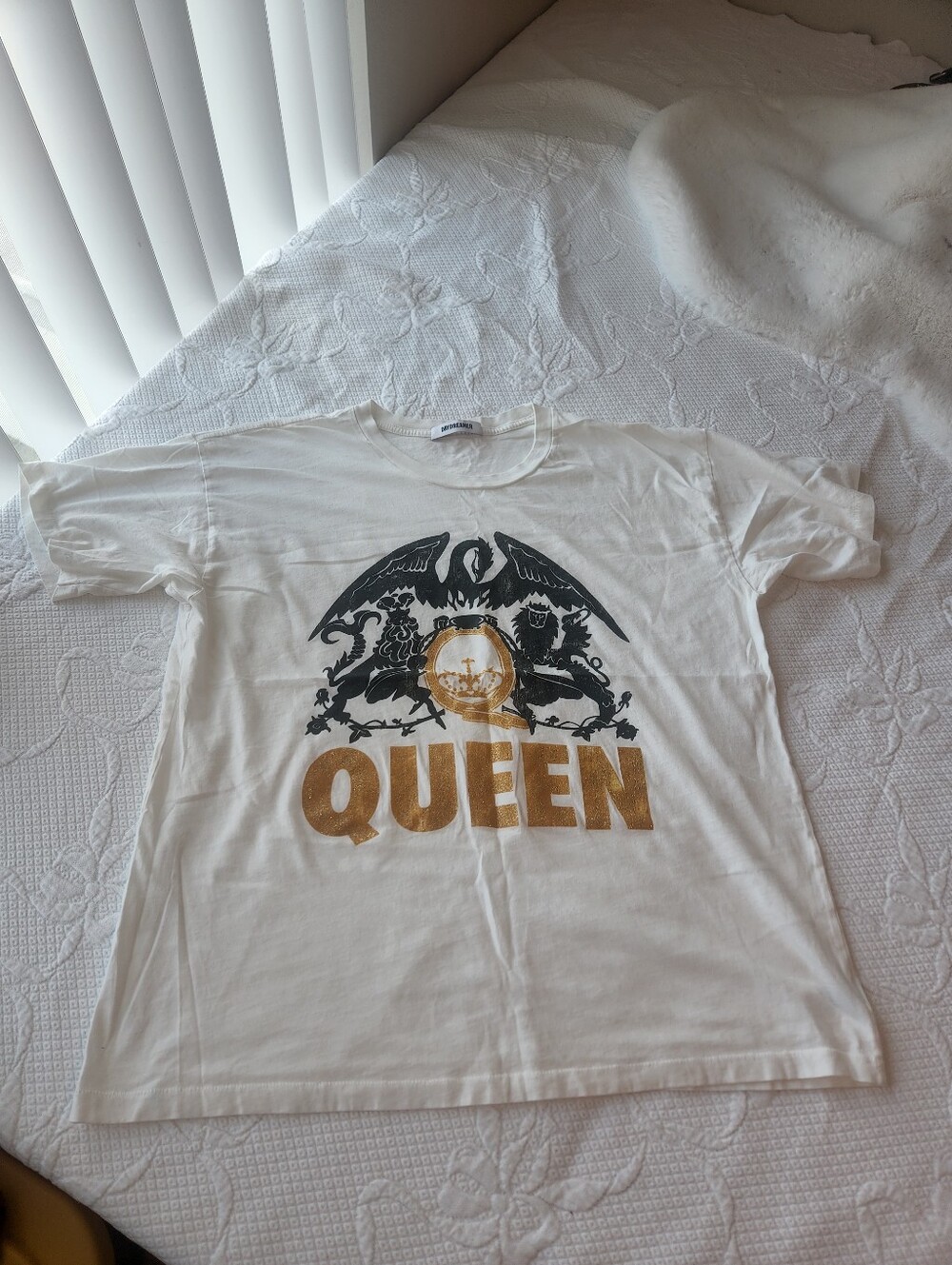 Daydreamer White Crewneck Tee with Black Logo Tag